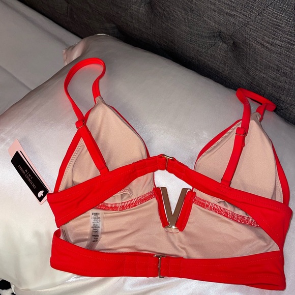 NWT V hardware bikini top. Size XS. - Picture 2 of 4